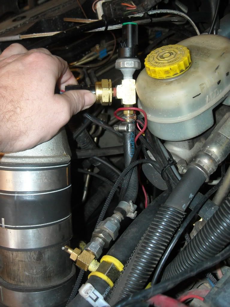 Fuel pressure gauge Cummins Diesel Forum